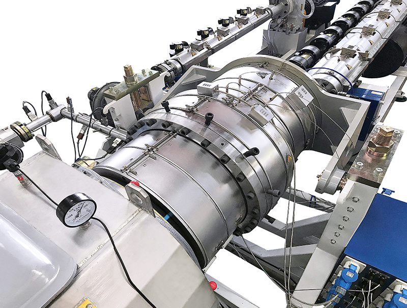 HDPE three layer pipe head