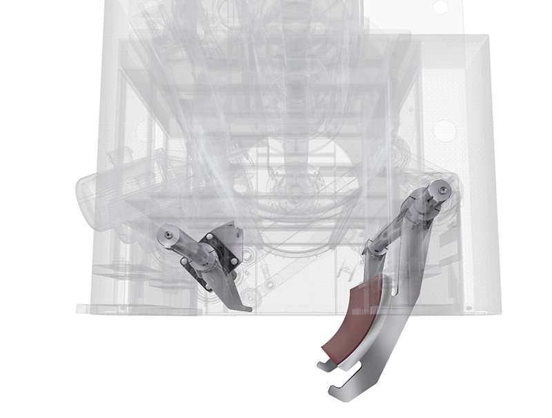 Large port for material discharging