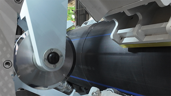 Online Accurate & Swarfless Cutting HDPE Pipe Wall Thick 170mm