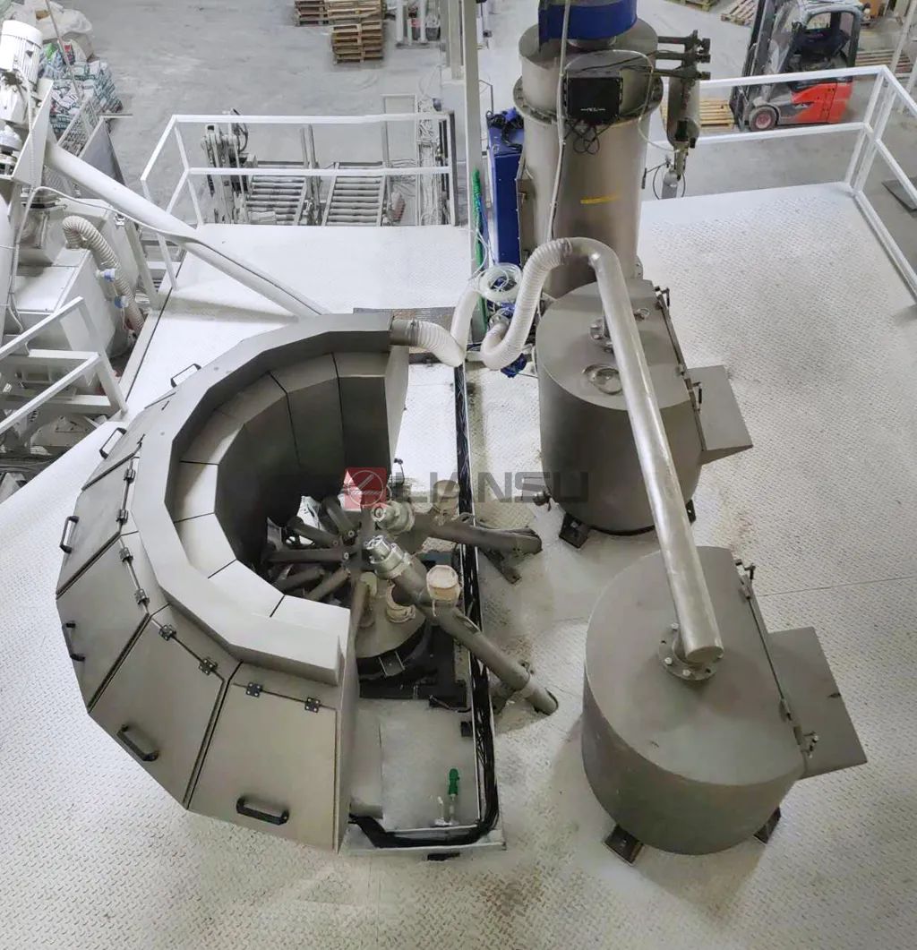 1750663374898357.jpg multi-component powder formula weigher for pvc pelletizing line.jpg