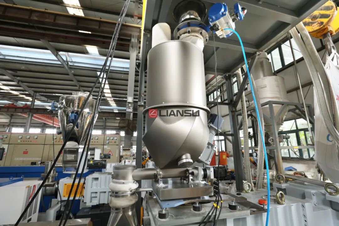 powder loss in weight feeder for PVC High-Speed Pipe Extrusion line.jpg